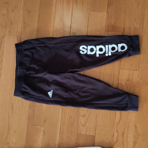 Bundle of 2 adidas boys pants - Picture 3 of 3